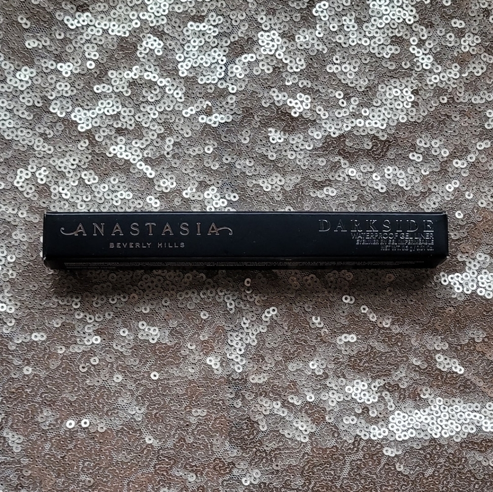 Anastasia waterproof liner black